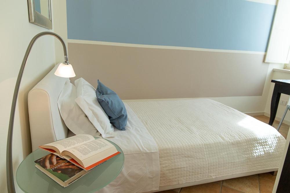 Zara D'Amare A Pesaro 10 Metri Dalla Spiaggia By Yohome 外观 照片