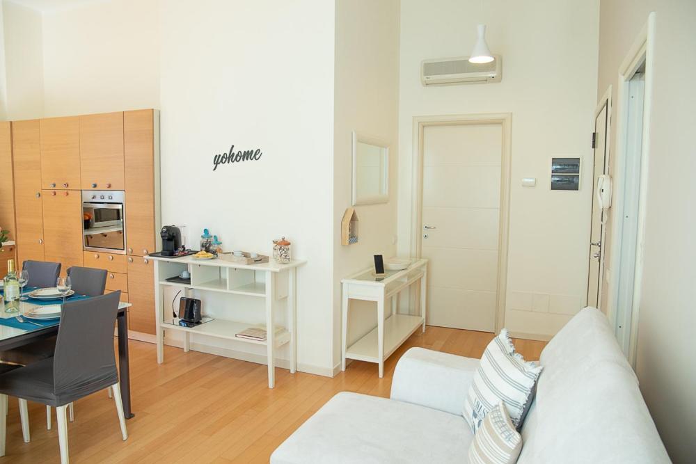 Zara D'Amare A Pesaro 10 Metri Dalla Spiaggia By Yohome 外观 照片