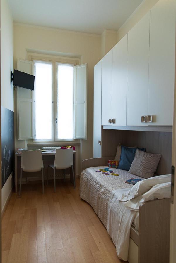 Zara D'Amare A Pesaro 10 Metri Dalla Spiaggia By Yohome 外观 照片