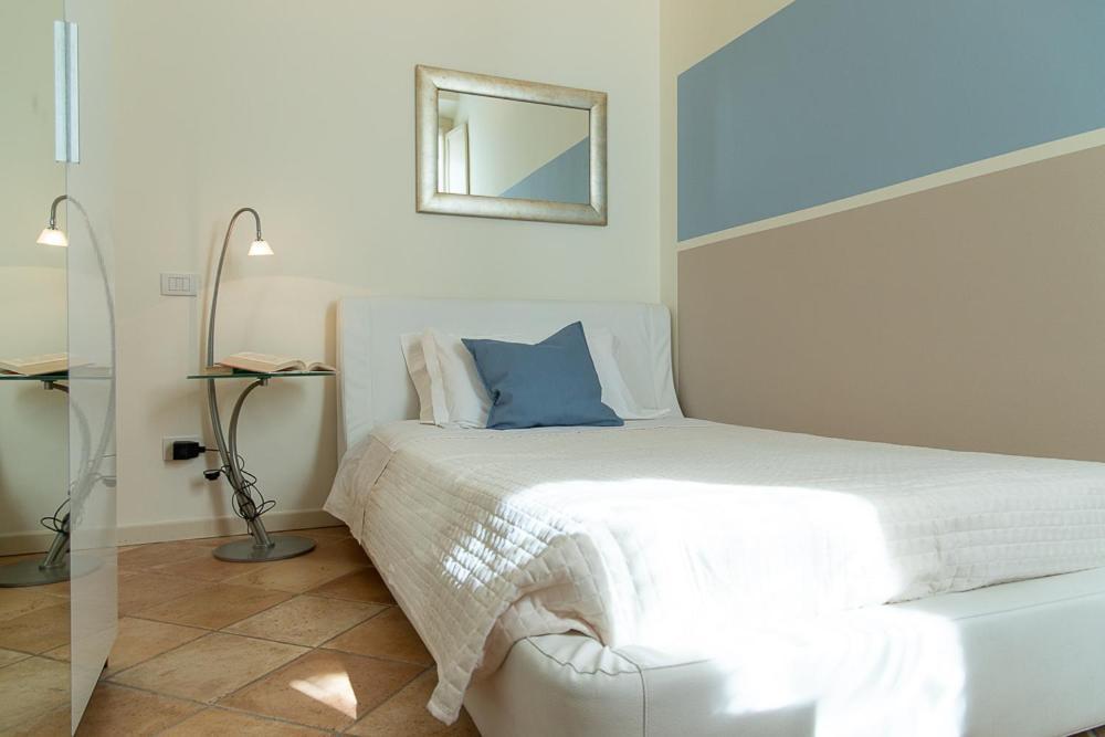 Zara D'Amare A Pesaro 10 Metri Dalla Spiaggia By Yohome 外观 照片